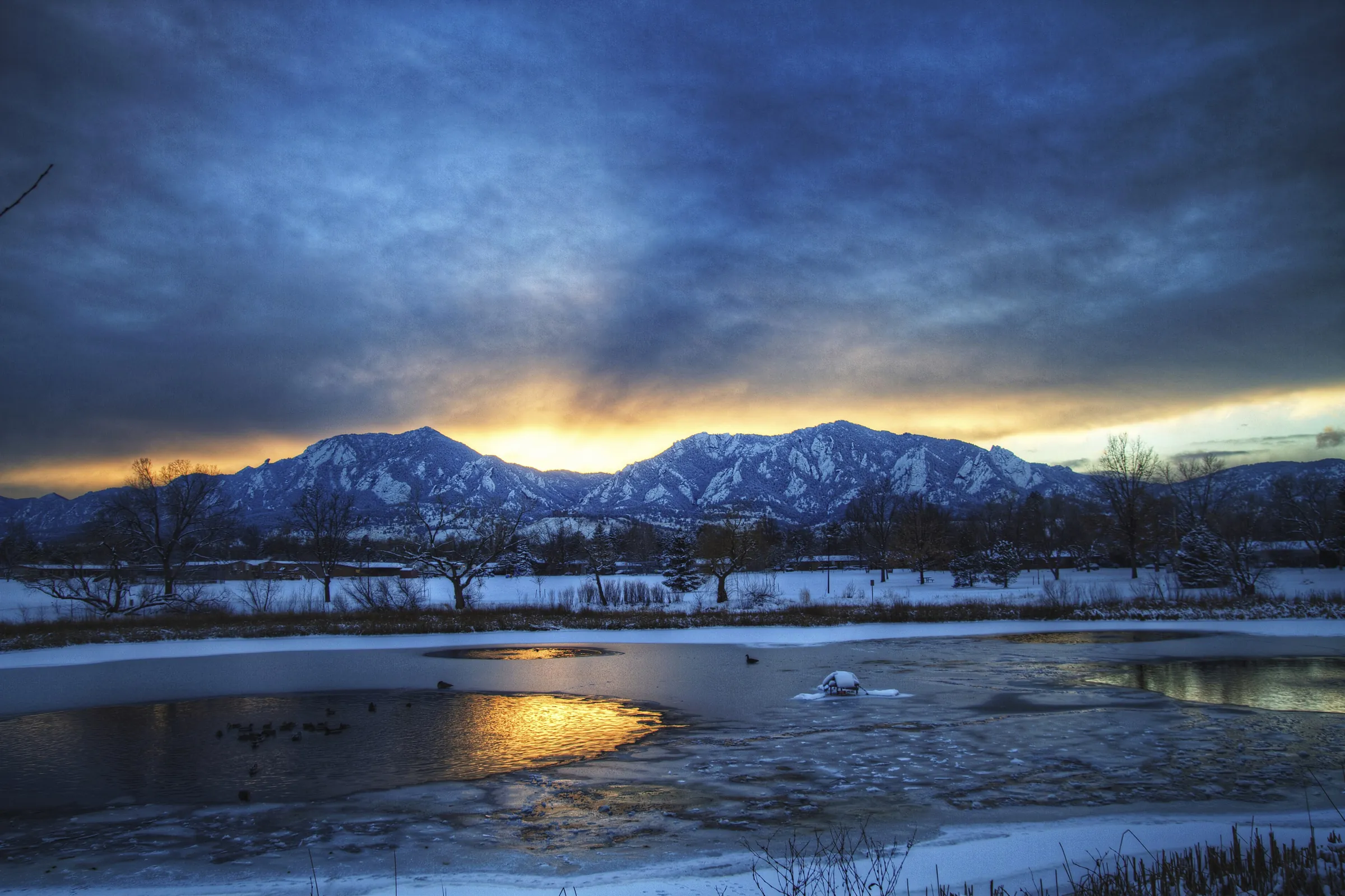 File:Frosted Flatirons (5461428705).jpg